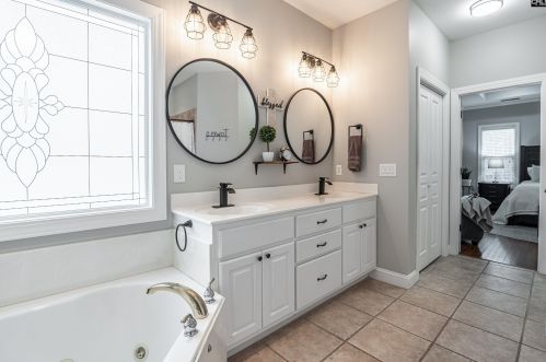 413 Cannon Knoll Rd, Lexington SC  29073-7103 exterior