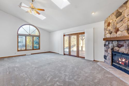 7418 Willowbrook Ct, Thiensville, WI 53092-1874