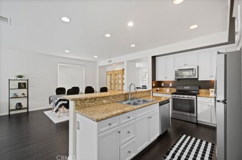36110 Mustang Spirit Ln, Wildomar CA  92595-7604 exterior