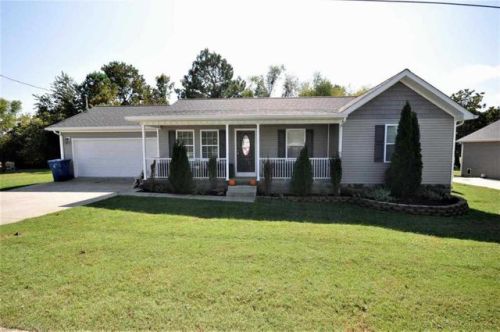 25 Ashley Dr, Benton, KY 42025-7553