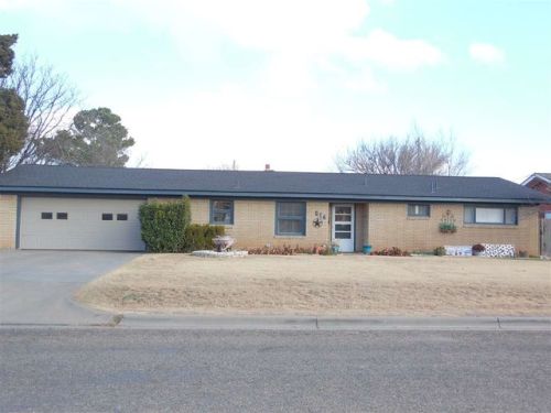 514 Star St, Summerfield, TX 79045-3404