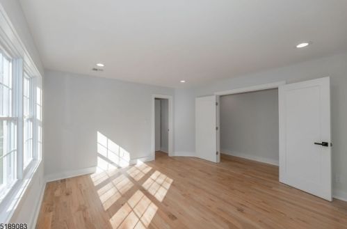 24 Shadow Ln, Berkeley Heights NJ  07922-1816 exterior