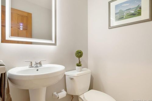 259 Housatonic Dr, Milford CT  06460-4935 exterior