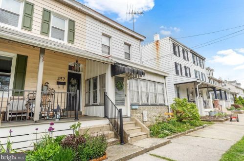 359 Jefferson Ave, Downingtown, PA 19335-3025