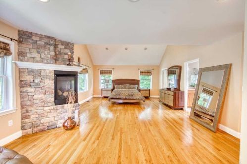 21 Mount Hope Rd, Mahopac NY  10541-1642 exterior