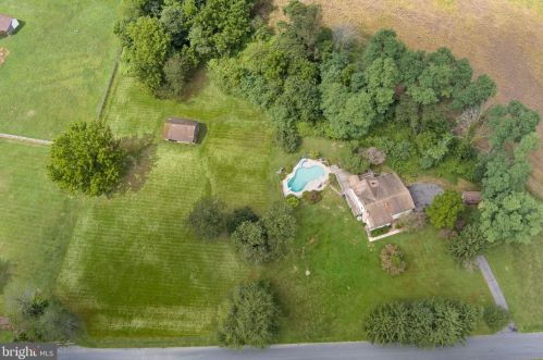 335 Millard Rd, Marsh, PA 19520-9183