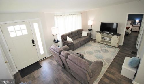 215 Ryans Run, Boothwyn PA  19060-2451 exterior