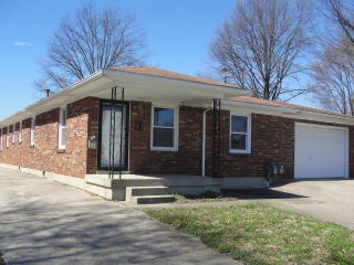 3440 Heatherfield Dr, Louisville, KY 40216-3642