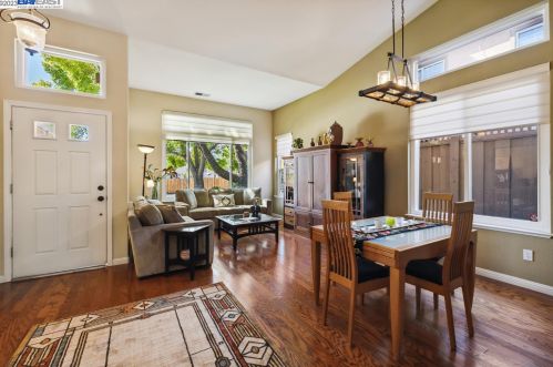 397 Bryce Dr, Morgan Hill, CA 95037-5368