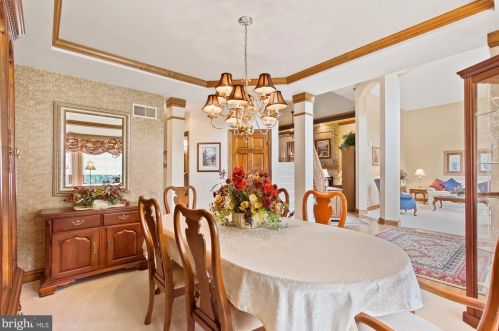 306 Deer Path Dr, Red Lion PA  17356-7800 exterior