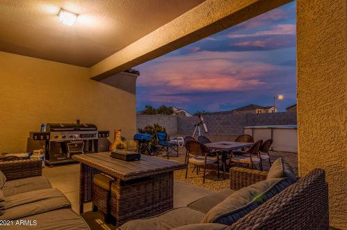 30155 Avalon Dr, Buckeye, AZ 85396-2110