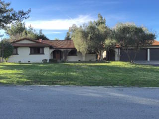 100 Dry Creek Rd, Hollister, CA 95023-5166