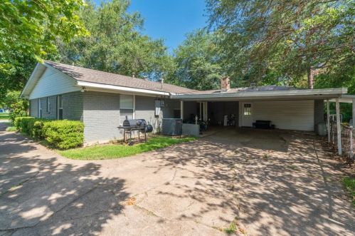 5607 Kayway Dr, Greenville TX  75402-6413 exterior