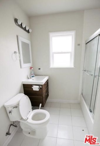 8063 Otto St, Downey CA 90240-3925 exterior