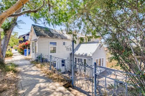 3536 Sydney Pl, San Diego, CA 92116-1954