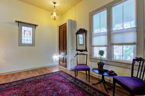 411 Colfax Ave, Grass Valley, CA 95945-6813