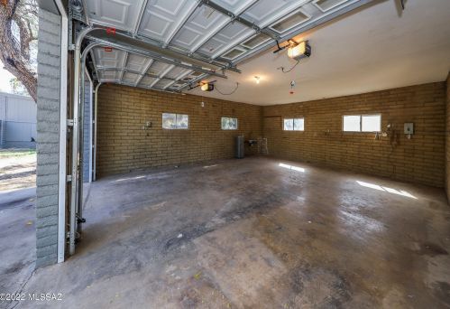 11100 Glenn St, Tucson AZ  85749-8845 exterior