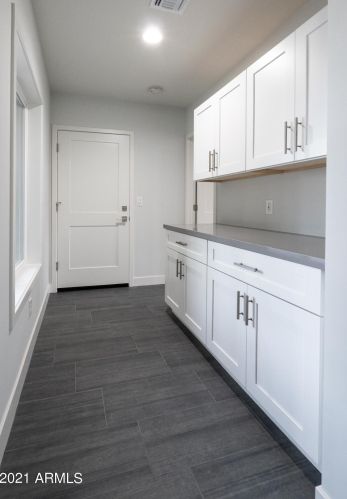 6803 15 St, Phoenix AZ 85040-2321 exterior