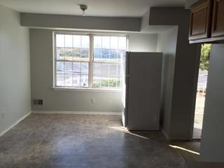 400 Beachway Ave, Ideal Beach NJ  07734-1082 exterior