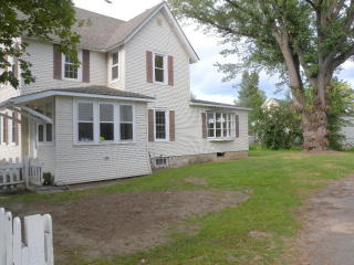 66 Lafayette St, Plattsburgh, NY 12901-1543