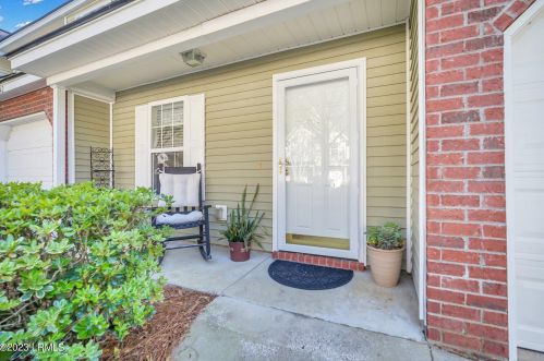 244 Cross Rd, Bluffton, SC 29910-5146