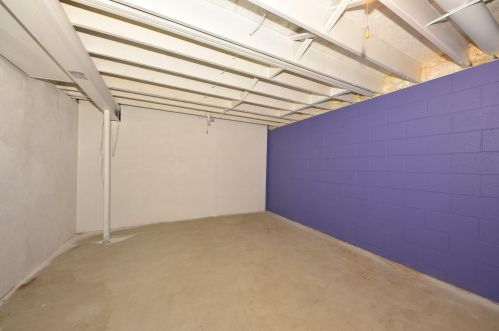 2417 Wallace Lake Rd, West Bend WI  53090-1152 exterior