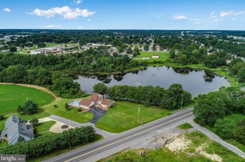 5884 Rehoboth Blvd, Slaughter Beach, DE 19963-4111