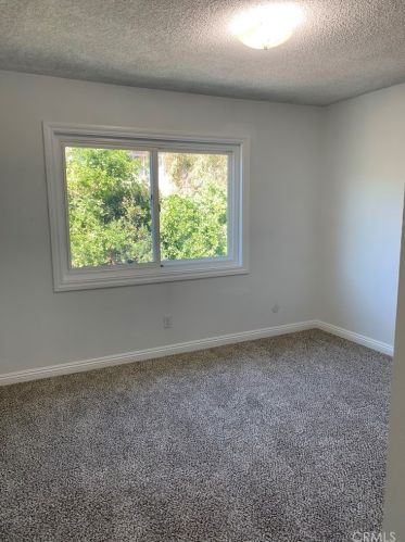 16705 Minter Ct, Santa Clarita CA  91387-3275 exterior