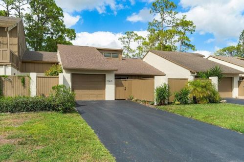 12621 Shady Pines Ct, West Palm Beach, FL 33414-4755