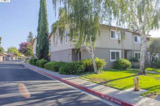 540 Saint Thomas Way, Pleasanton, CA 94566-7925