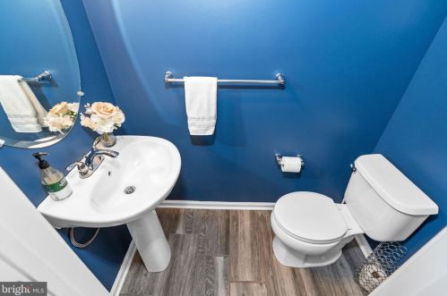 4115 Sophia Ln, Boothwyn PA  19061-2807 exterior