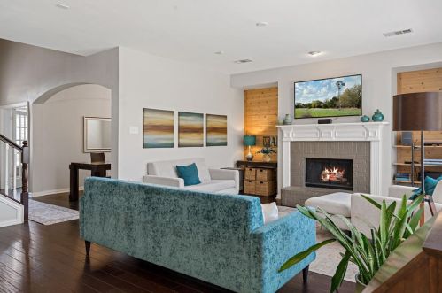 4216 Sharondale Dr, Lewisville TX  75022-0958 exterior