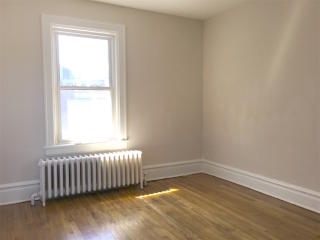 50 Spruce St, Nazareth PA  18064-2127 exterior