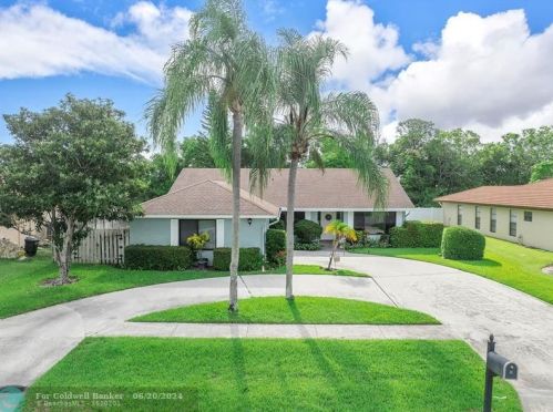 21044 Shady Vis Ln, Boca Raton FL  33428-1156 exterior