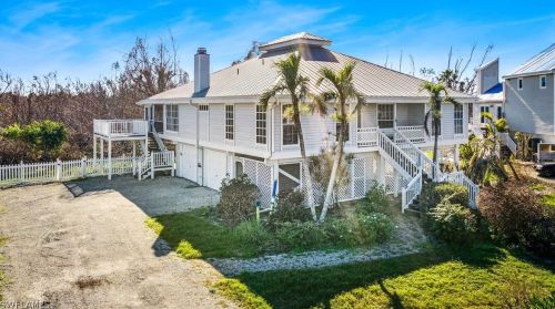 1332 Sand Castle Rd, Sanibel, FL 33957-3621