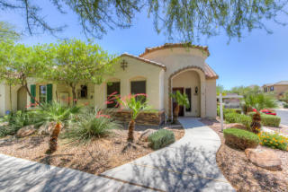 9068 Nicolet Ave, Glendale, AZ 85305-1618