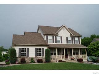 379 Anthony Dr, Northampton, PA 18067-1988