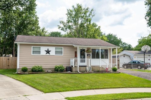 90 Scottwood Ct, Delaware, OH 43015-2058