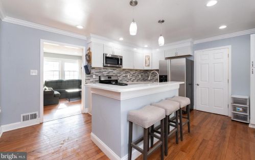 15108 Costa Dr, Woodbridge VA  22193-1647 exterior