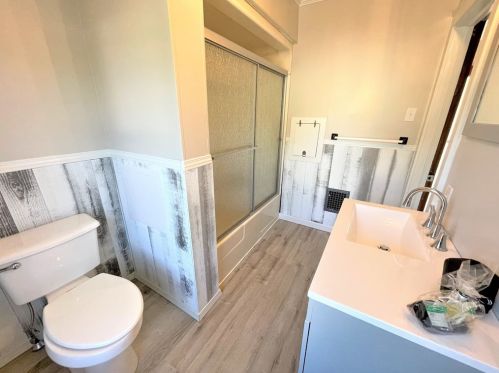 720 Mercer St, New Castle PA  16101-2333 exterior