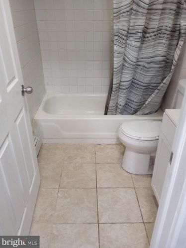 541 Billings Ave, West Deptford NJ  08066-1161 exterior