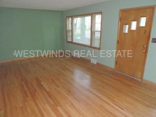 5 Oak Park Ct, Iowa City IA  52246-3338 exterior