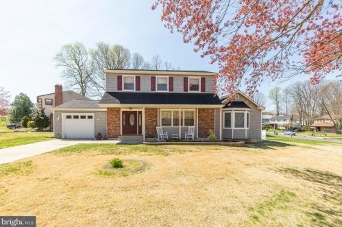 19 Lee Ann Dr, Blenheim NJ  08012-5353 exterior