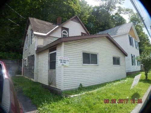 3740 Main St, Willsboro Point, NY 12996-3733