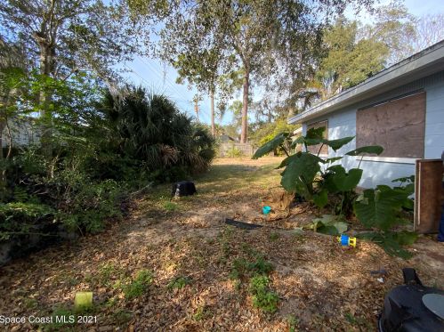 1340 Dozier Ave, Titusville FL  32780-3937 exterior