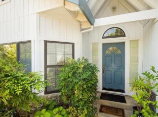 3953 Central Ln, Winters, CA 95694-9605