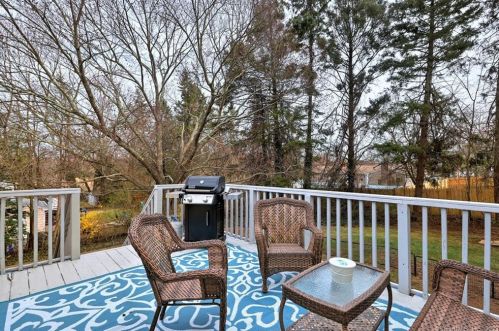 25 Wayne Rd, Milford CT  06460-3843 exterior