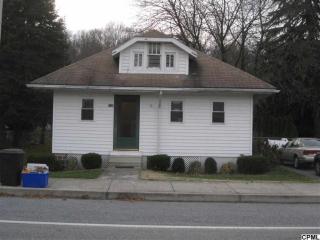 258 York St, Etters, PA 17319-8982