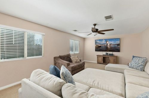 53011 Belle Isis Ct, Lake Elsinore CA  92532-1642 exterior