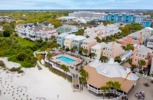 15 Grand Pavilion Dr, Isle Of Palms SC  29451-2800 exterior